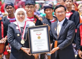 2 Rekor MURI Warnai HUT ke-80 Jatim, Khofifah: Ini Generasi Emas!
