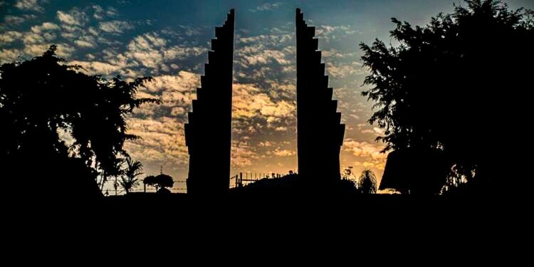 Kita Suka Bicara Soal Warisan, Tapi Bagaimana Kejujurannya?