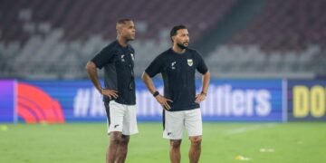 Denny Landzaat ke Eropa: Babak Baru yang Dibuka Ajax