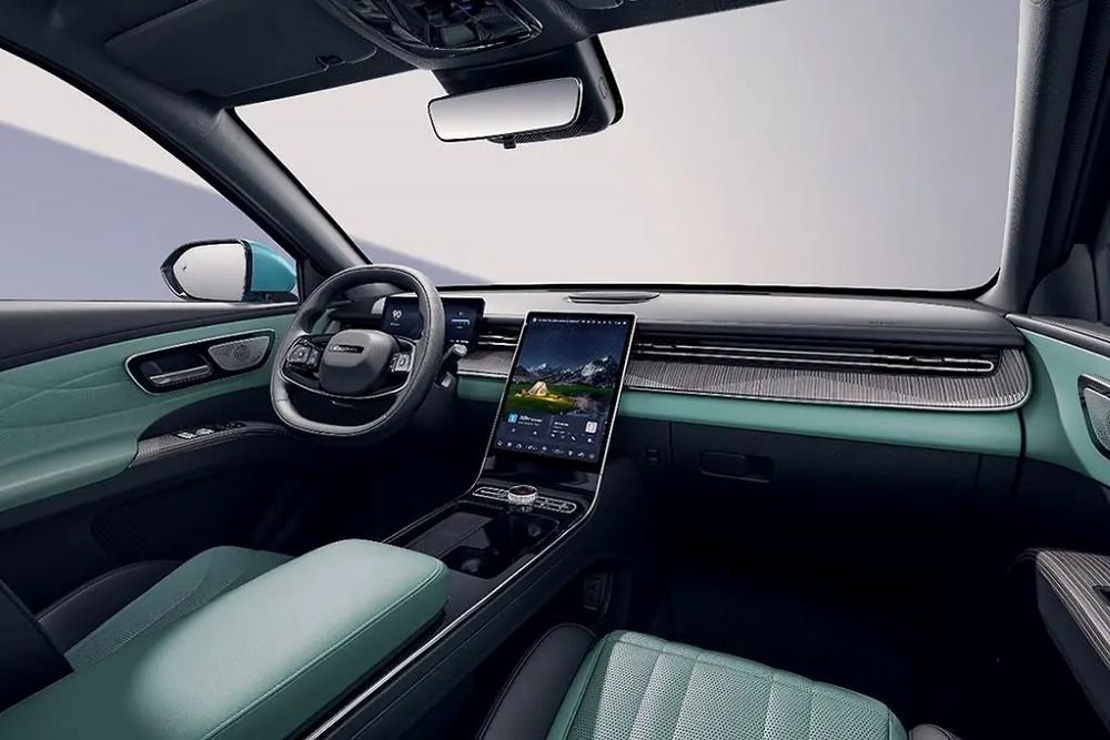 Lepas L8 Mobil Mewah Baru Bikin Indonesia “Anak Emas” Pasar PHEV Asia