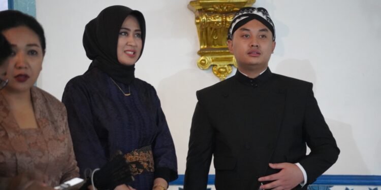 Dari Balairung ke Linimasa: KGPAA Purbaya, Pewaris Tahta yang Tumbuh di Zaman Viral