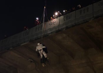 Pria Gantung Diri di Flyover Pasupati: Saat Kota Tak Lagi Jadi Tempat Pulang