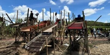 Tambang Emas Ilegal: Ketika Kepala Desa Jadi Mafia Emas