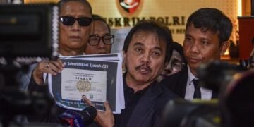 Roy Suryo Cs Diperiksa Hari Ini, Kasus Ijazah Palsu Jokowi Masuk Babak Baru