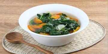 Rutin Makan Bayam Tiap Hari Bikin Lebih Sehat? Yes… Tapi Nggak Sesimpel Itu