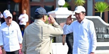 Prabowo, Jokowi, dan Bayangan yang Tak Pernah Pergi