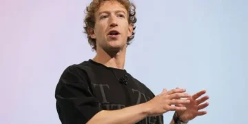 Zuckerberg Ramal Dunia Tanpa Internet? Tenang, Itu Cuma Hoaks Level Nostalgia 90-an
