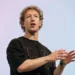 Zuckerberg Ramal Dunia Tanpa Internet? Tenang, Itu Cuma Hoaks Level Nostalgia 90-an