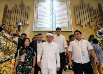 Tekan Macet Nataru, Kang Dedi Usul Angkot Bandung Diliburkan