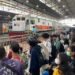 Kereta Penuh, Libur Bergerak