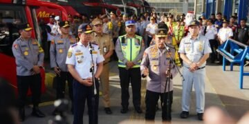 Kapolri Cek Pulo Gebang, Sopir Bus Wajib Tes Urine Jelang Nataru