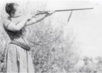 S.K. Trimurti: Api Kartini yang Terus Menyala