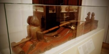 Adu Kemiri Ketika Denting Bambu Ego dan Tradisi Bertemu di Satu Titik