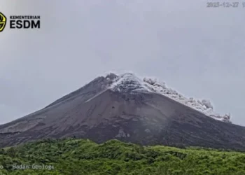 Merapi Kembali Bergejolak, Awan Panas Meluncur hingga 2 Km