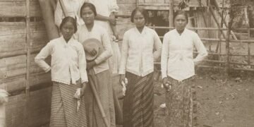 Sarung: Kain Asia yang Melintasi Sejarah dan Budaya