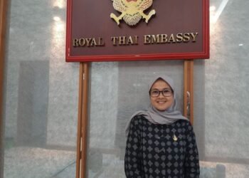 Dari SLB ke Dunia: Dedikasi Ade Putri Sarwendah