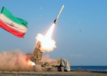 Iran Gelar Latihan Tembak di Selat Hormuz Ditengah Tekanan Militer AS