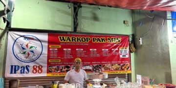 Warung Kopi Pak Min dan Sekolah Sunyi Bernama Percakapan