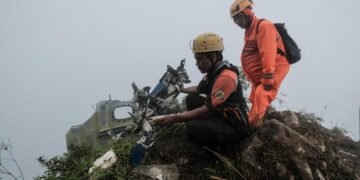Black Box Pesawat ATR 42-500 Ditemukan di Gunung Bulusaraung