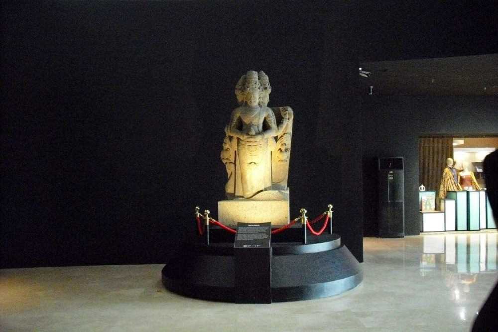 Museum Nasional dan Cara Sejarah Menyapa Generasi Baru