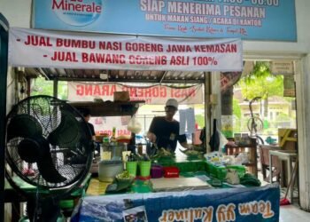 Nasi Goreng Arang YY: Asap, Arang, dan Nostalgia Jadi Gaya Hidup