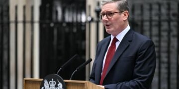 PM Inggris Gandeng NATO Cegah Ambisi AS atas Greenland