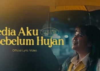 Belajar Hadir Lewat Sedia Aku Sebelum Hujan Idgitaf