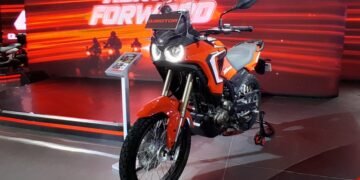 QJMotor Tourino 250 DX: Antara Kebutuhan Mobilitas dan Tren Healing