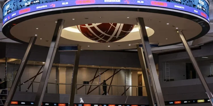 IHSG Menguat Tipis, Pasar Dibayangi Kebijakan BI dan Arah Suku Bunga AS