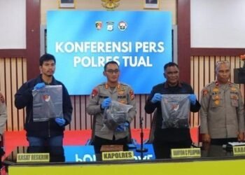 Dari Tual ke Ambon, Keluarga Korban Hadiri Sidang Etik Oknum Brimob