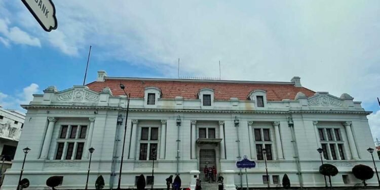 De Javasche Bank: Menelusuri Jejak Sejarah Ekonomi Indonesia di Surabaya