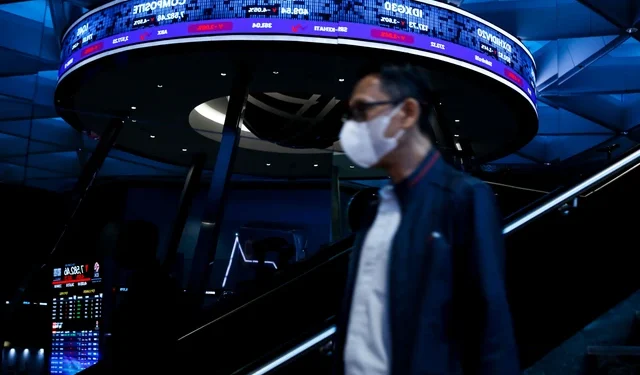 Pasar Saham Menghijau, IHSG Naik 0,59 Persen di Awal Perdagangan