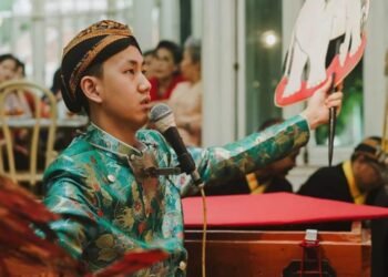 Perjalanan Inspiratif Larry Allen Santoso, Cinta Wayang Tanpa Garis Darah