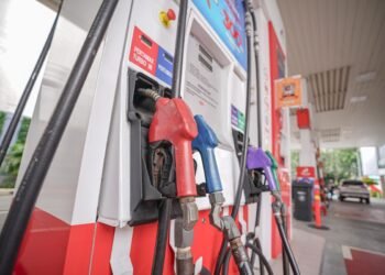 Di Balik Lonjakan BBM dan Drama Ekonomi di Bulan Suci