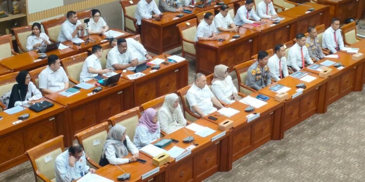 Tangis di Senayan, Nyawa NS, dan Ujian Serius Negara Melindungi Anak