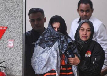 KPK Bongkar Aliran Rp 19 Miliar ke Keluarga Bupati Pekalongan