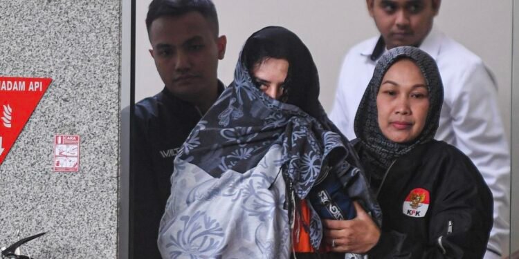 KPK Bongkar Aliran Rp 19 Miliar ke Keluarga Bupati Pekalongan