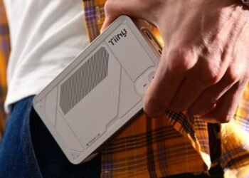 AI Sekelas “Doktor” Masuk Saku: Gaya Hidup Baru atau Alarm Diam-Diam?