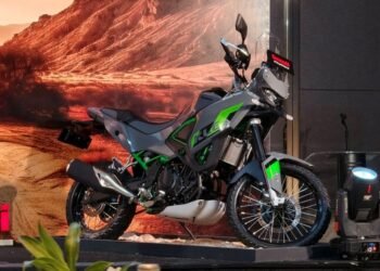 Duel Seru Kawasaki KLE 500 vs Honda CB500X Bikin Biker Galau Pilih Jalan