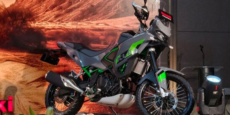 Kawasaki KLE500 Resmi Dijual, Motor Adventure Buat yang Bosan Hidup Monoton