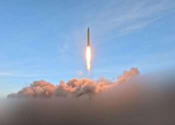 Iran Luncurkan Rudal ke Israel, Timur Tengah Kembali Memanas