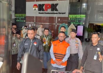 KPK Tahan Eks Stafsus Menag, Skema Fee Kuota Haji Terbongkar