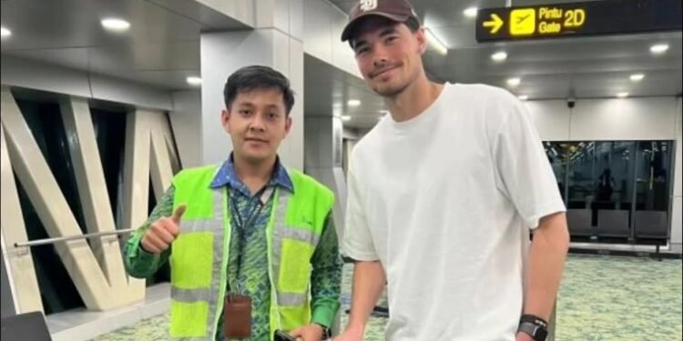 Timnas Garuda Mulai Berkumpul: Dari Lobi Hotel ke Mimpi Besar di GBK!