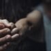 Dimulai dari Pujian, Berakhir di Trauma