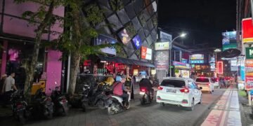 Legian: Jalan yang Tidak Pernah Benar-Benar Tidur