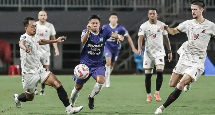 Persita Hajar Madura United 4-1 dalam Malam Pesta Gol