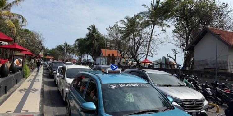 Pulang Harusnya Tenang, Kenapa Malah Jadi Ujian Sabar?