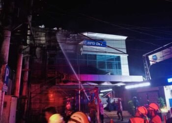 Ledakan Trafo Picu Kobaran Api di BPD DIY Jogja