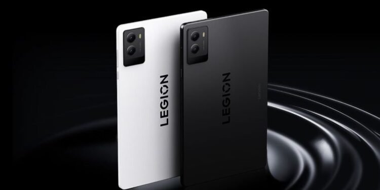 Lenovo Y700 Gen 5: Mini Size, Sultan Power