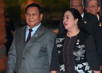 Hoaks! Prabowo Disebut Bisa Lengserkan Puan dari Kursi DPR